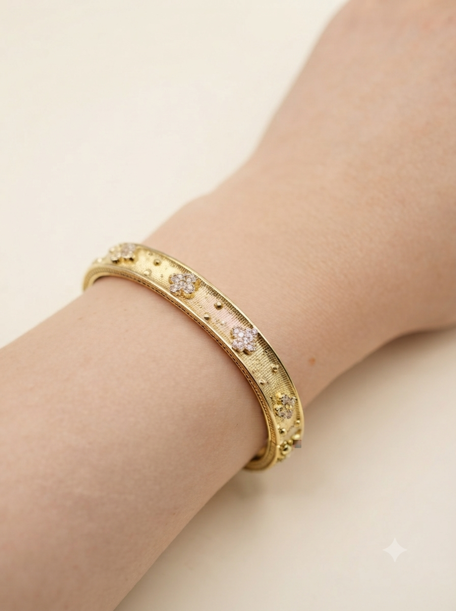 Taşlı Yonca Bracelet